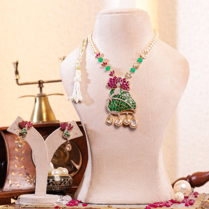 Snehali Polki-Emerald Necklace Set