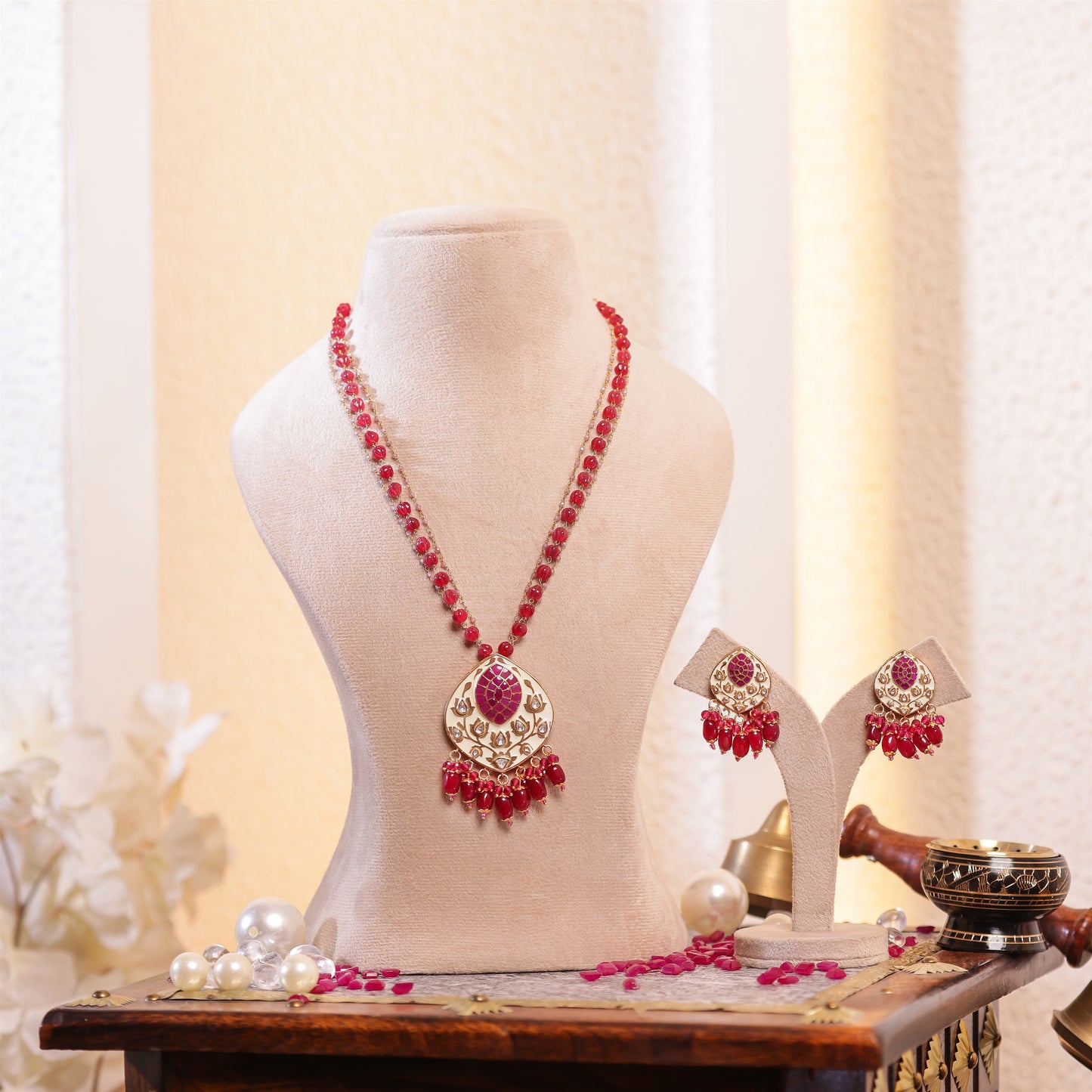 Aneesha Pendant Set